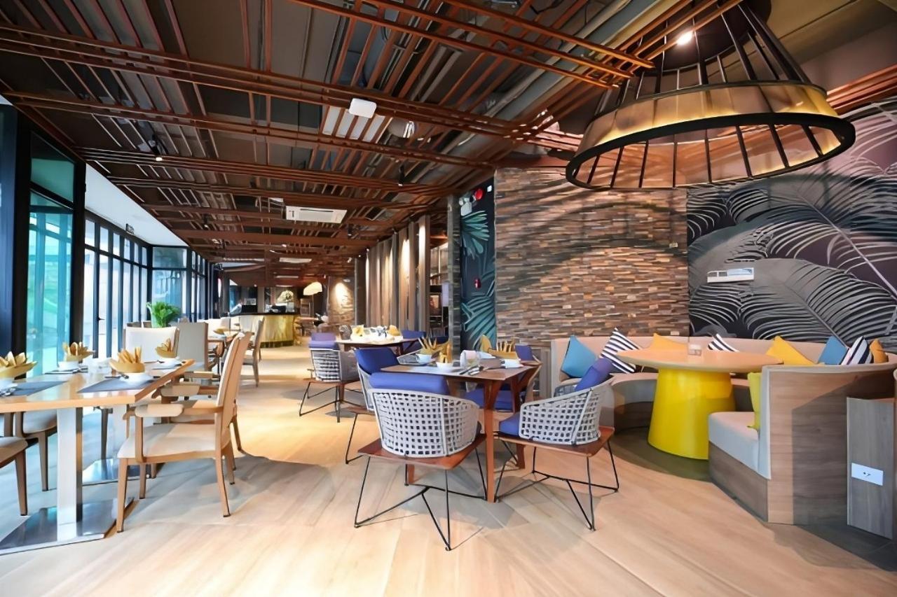 Flc Quy Nhon Seaview Condotel Экстерьер фото